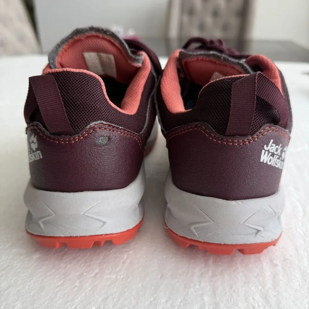 Size 7 - Jack Wolfskin Women's Woodland Texapore Low